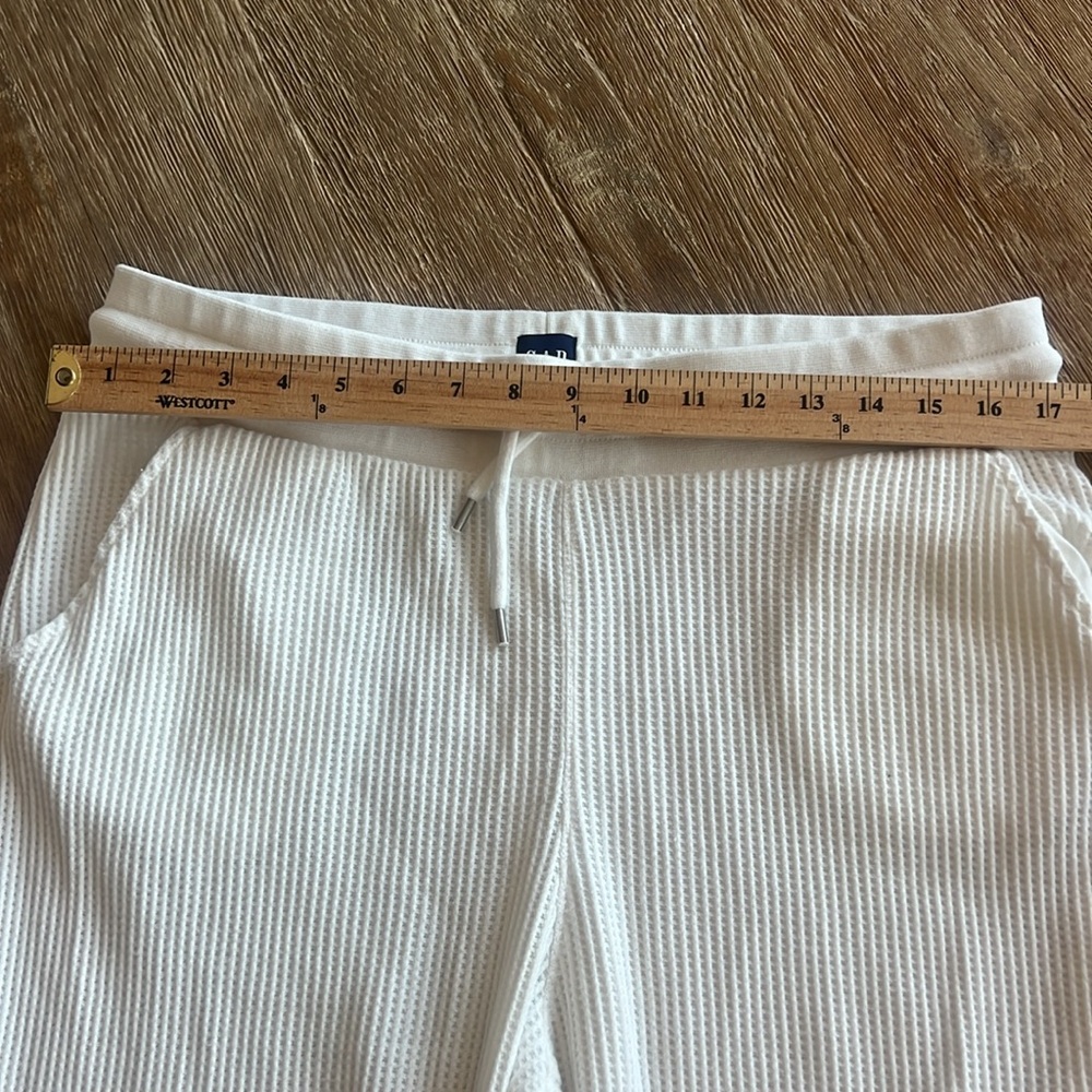 GAP Ivory Ribbed Lounge Set - Picture 8 of 11